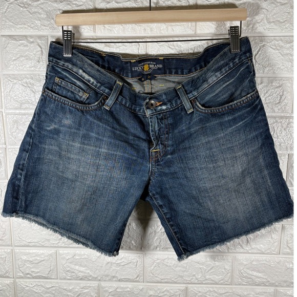 Lucky Brand Womens Denim Jean Shorts Blue Distressed Raw Hem Size 6/28 - Picture 1 of 12
